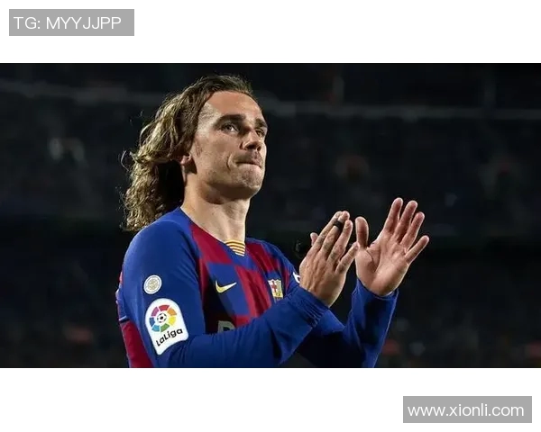 足球明星在香港炫耀风采引发争议引人关注的背后故事与反思