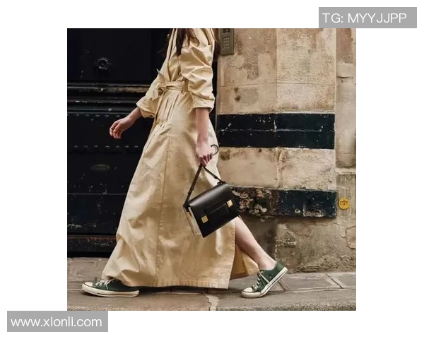 足球明星们的奢华包包背后隐藏的时尚故事与品牌选择揭秘